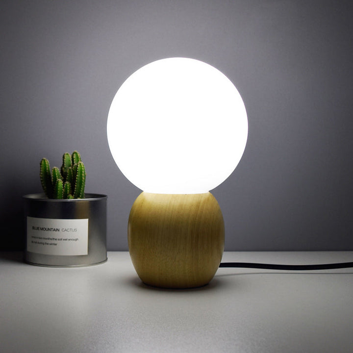 Lisslune | Nuvora – Elegant frosted ball lamp with organic wooden base
