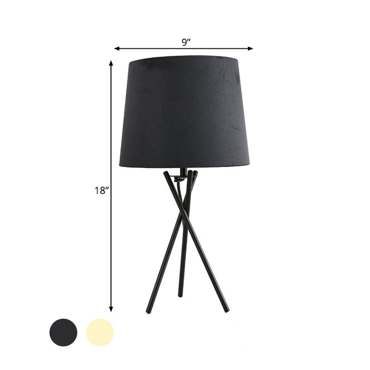 Lisslune | Glow – Modern rustic lamp with conical design