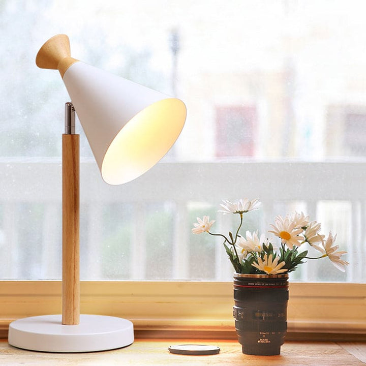 Lisslune | NordicGlow – Modern Rustic Lamp with Cone Design