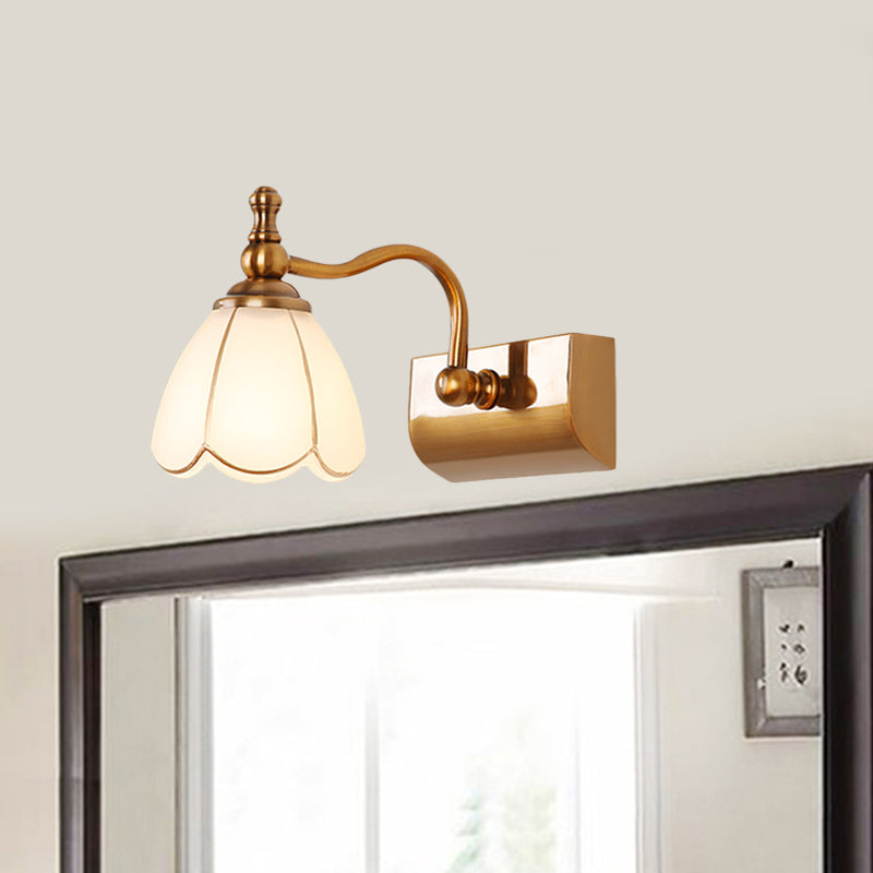 Skørter | Flowers Ivory Glass Makeup Lights Colonial Style 1/2/3-Bulbs Bathroom Wall-Mounted Lighting in Gold