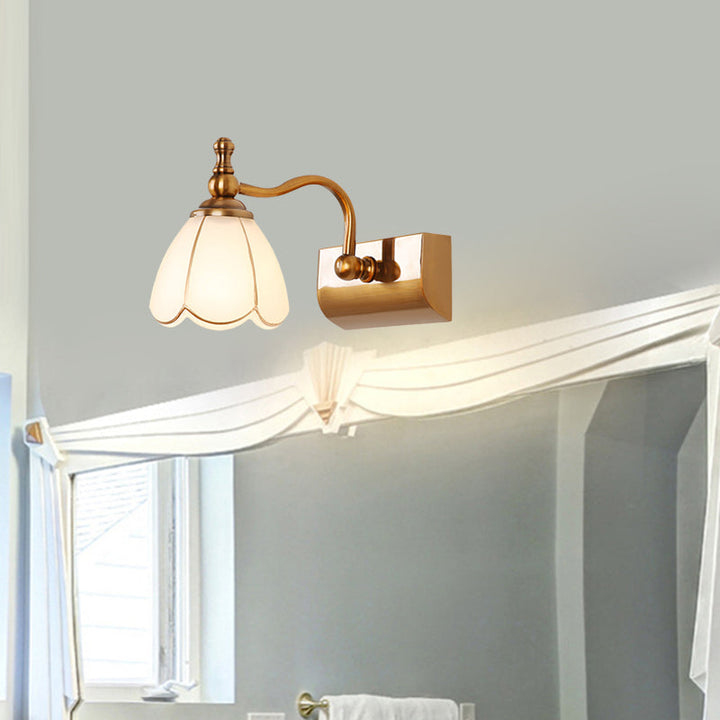 Skørter | Flowers Ivory Glass Makeup Lights Colonial Style 1/2/3-Bulbs Bathroom Wall-Mounted Lighting in Gold