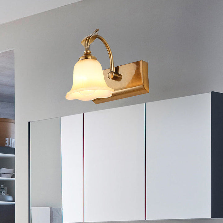 Skørter | Cream Glass Bloom Bar Light Colonial 1/2/3-Head Bathroom Vanity Lighting Fixture in Gold with Leaf Decor