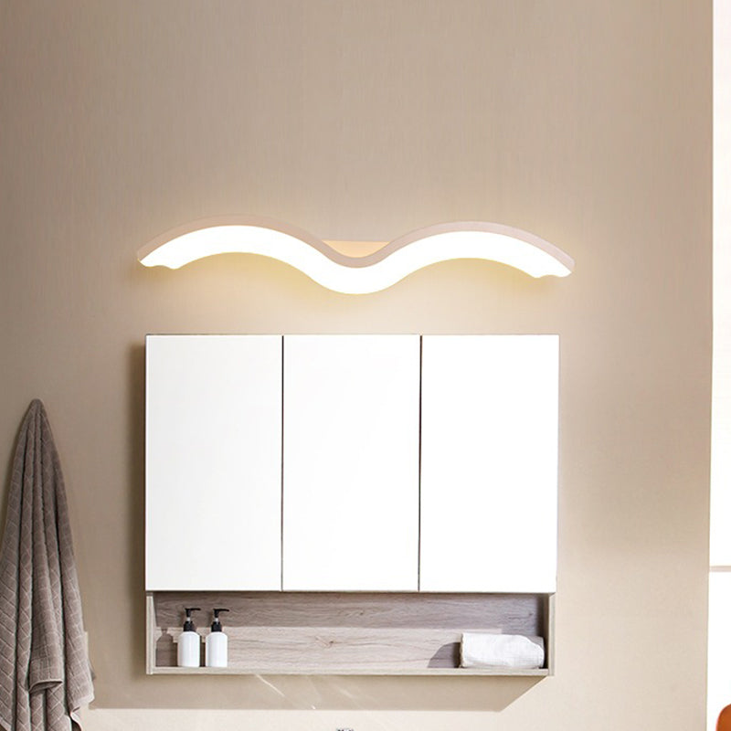 Lisslune | Black/White Wavelet LED Wall Lamp Minimalism Metal Mirror Light with Frosted Diffuser, 16"/23.5"/31.5" long