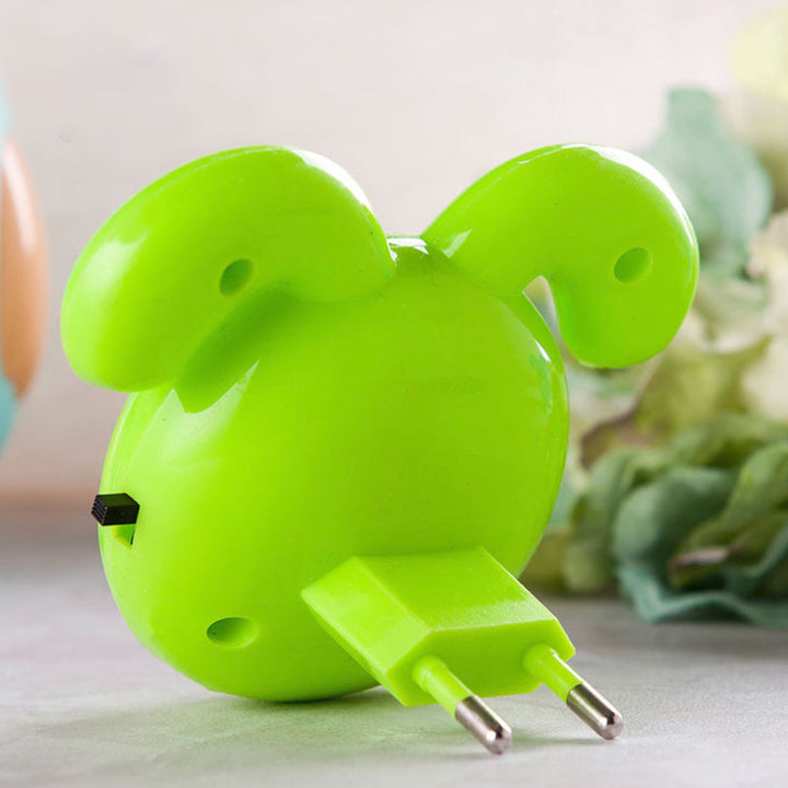Skørter | Dog Mini Plug-in Night Light Cartoon Plastic Children Bedside LED Wall Lamp in Green