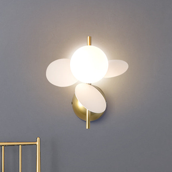 Skørter | Leaf Nightstand Wall Light Ideas Iron 1 Light Macaron Style Wall Lamp in White/Red-Yellow-Blue with Ball Cream Glass Shade