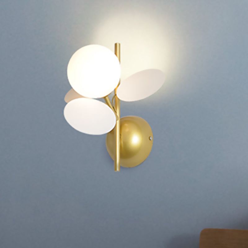 Skørter | Leaf Nightstand Wall Light Ideas Iron 1 Light Macaron Style Wall Lamp in White/Red-Yellow-Blue with Ball Cream Glass Shade