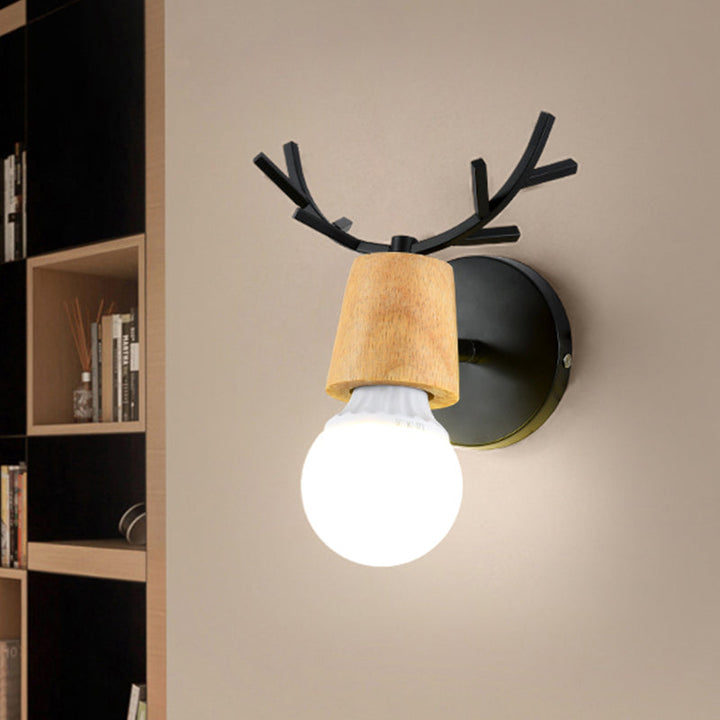Skørter | Nordic Shadeless Rotatable Wall Lamp Wood 1 Head Bedroom Wall Lighting in Black/White with Deer Antler Top