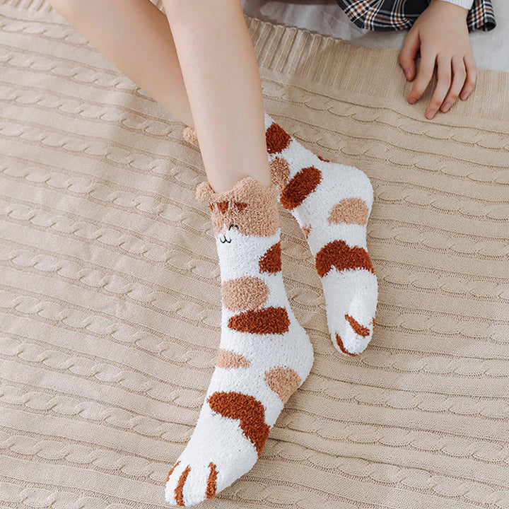 Lisslune | Fuzzy Socks with Cat Paws