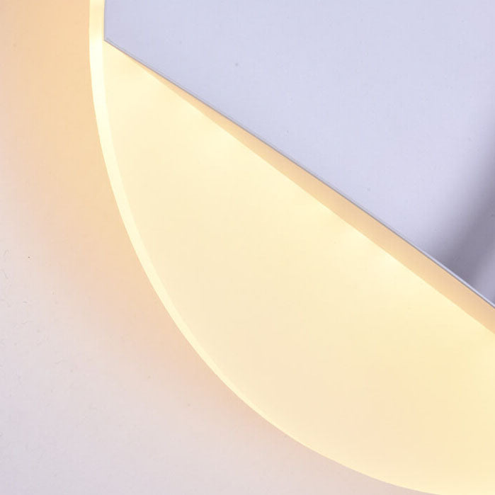Lisslune | Contemporary Creative Iron Resin Round Astronaut LED Wall Light Lamp for Bedroom
