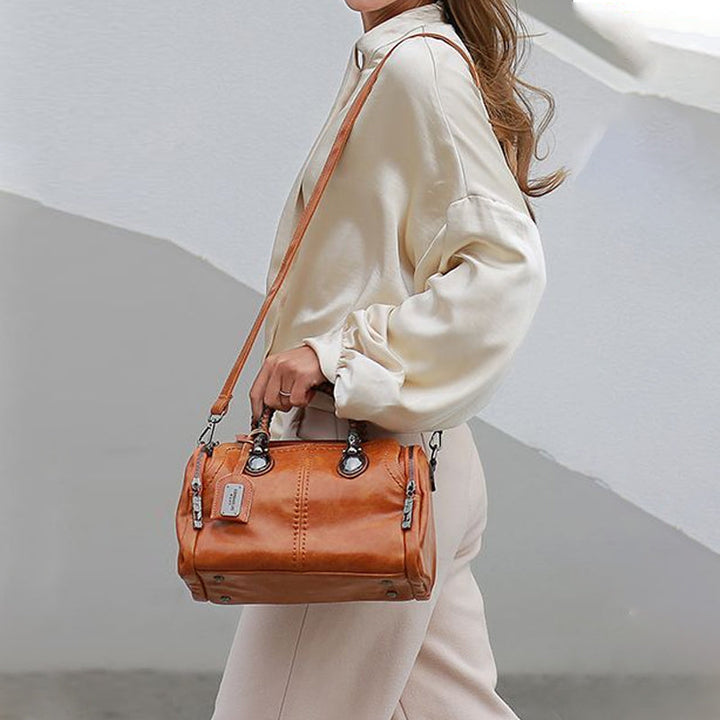 Lisslune | New handbags made of oil wax leather Boston, large tote bag made of soft leather