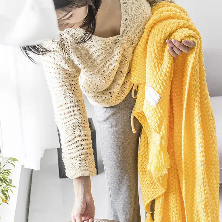 Lisslune | NordiWrap Knitted Wool Blanket with Tassels | Nordic Design | Cozy & Elegant | Perfect for Home