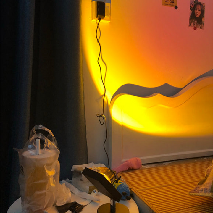 Lisslune | AmberGlow Retro-inspired Table Lamp