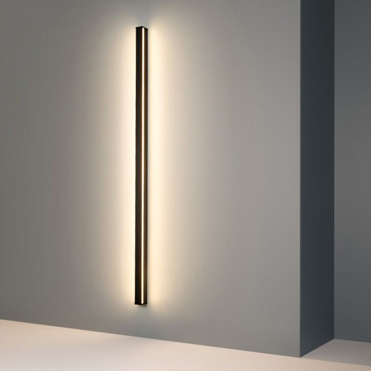 Lisslune | Linear minimalist and modern wall lamp