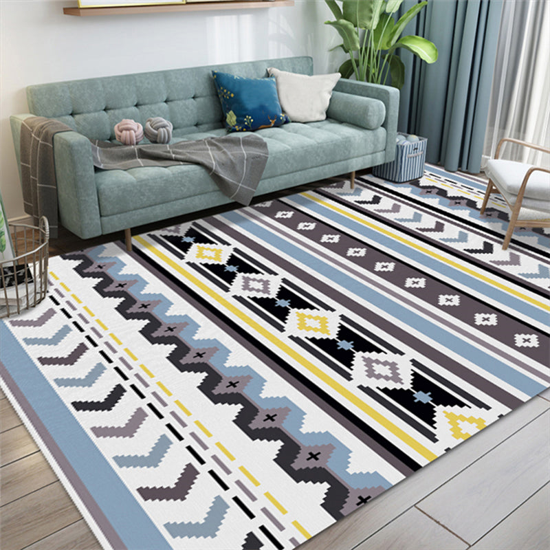 Lisslune | Indian American Indoor Rug Striped Diamond Geometric Synthetic Stain Resistant Pet Friendly Interior Flooring