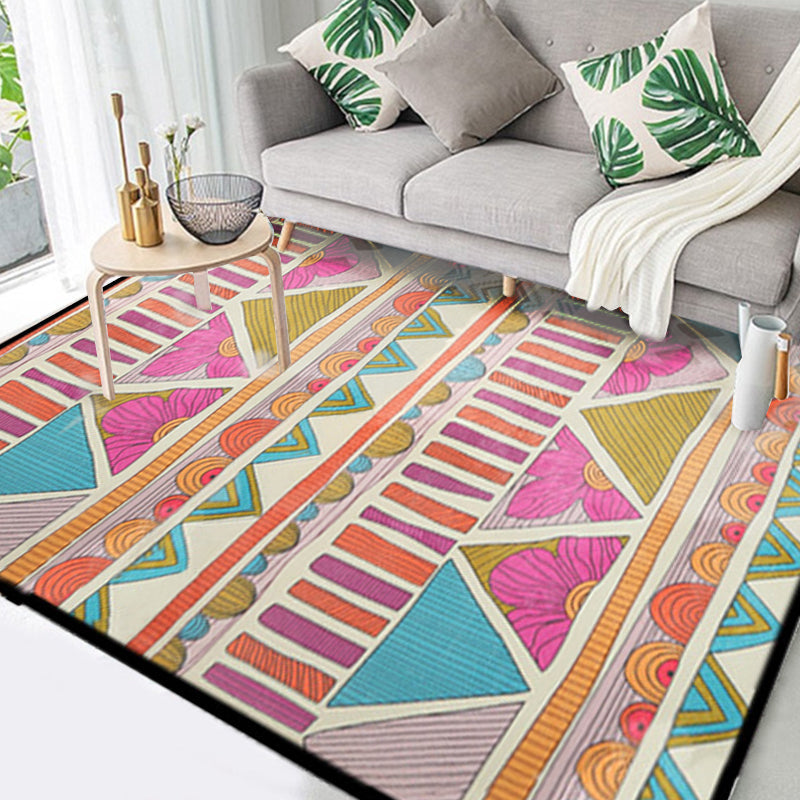 Lisslune | Pink colored Moroccan geometric rug rustic synthetic indoor rug washable stain-resistant rug with flowers