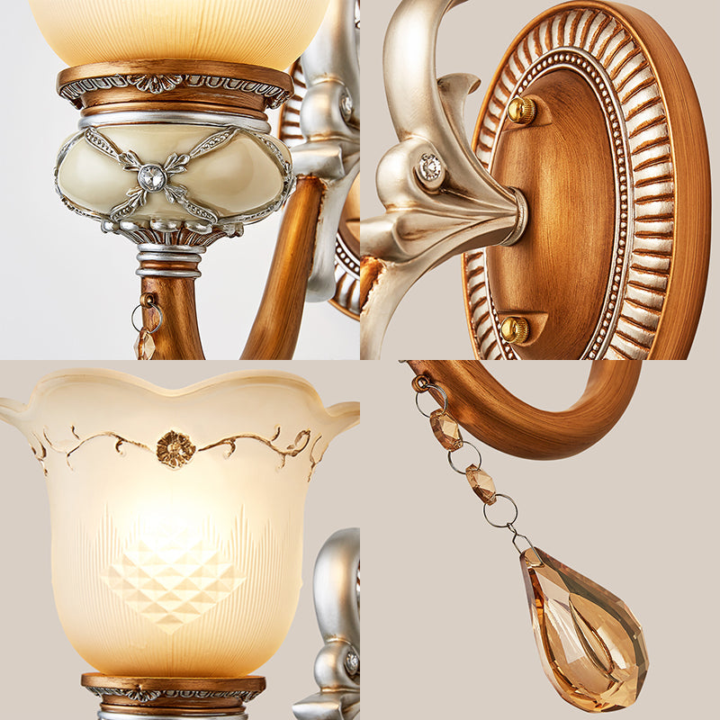 Skørter | Lodge Style Flower Wall Lamp Frosted Glass 1/2-Bulb Wall Light with Drop Crystal Decoration and Metal Arm in Gold