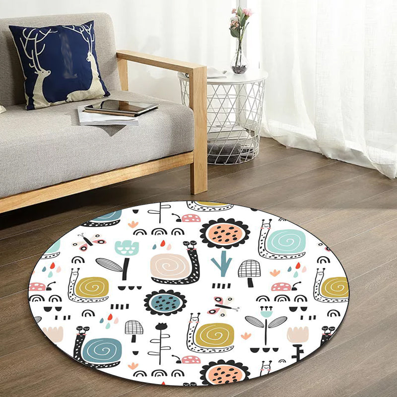 Lisslune | Unique Children's Carpet in White Animal Snail Butterfly Flower Pattern Carpet Polyester Non-Slip Rug for Children's Room