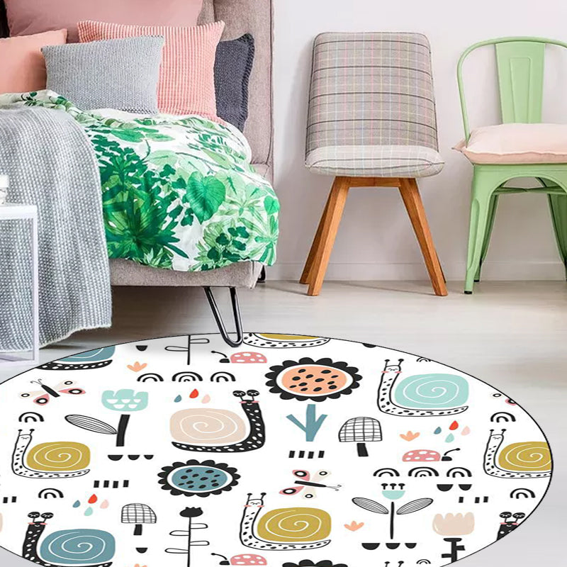 Lisslune | Unique Children's Carpet in White Animal Snail Butterfly Flower Pattern Carpet Polyester Non-Slip Rug for Children's Room