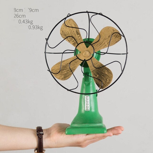 Lisslune | Vintage Style Old-fashioned Artificial Film Player Telephone Camera Projector