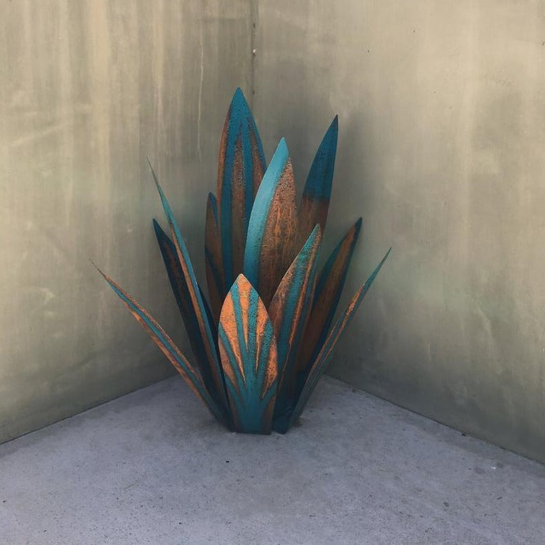 Lisslune | Eternal Agave – Handcrafted Rust-Proof Metal Garden Sculpture for Indoor & Outdoor Decor