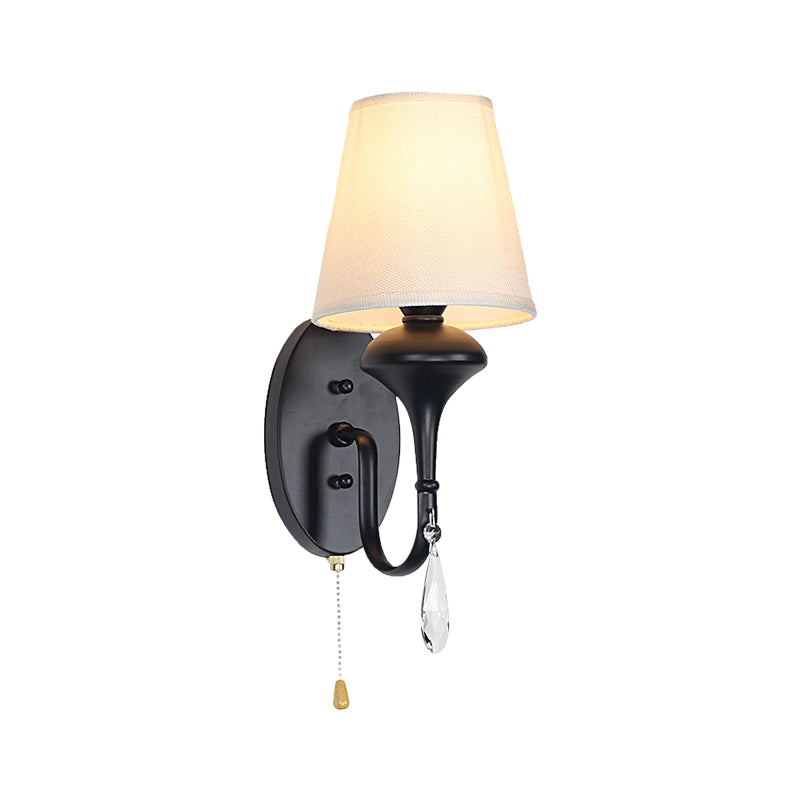Skørter | Farmhouse Cone-Shaped Wall Mount Light 1 Bulb Fabric Crystal Drop Wall Lighting Idea with Pull Chain in Black