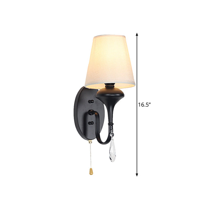 Skørter | Farmhouse Cone-Shaped Wall Mount Light 1 Bulb Fabric Crystal Drop Wall Lighting Idea with Pull Chain in Black