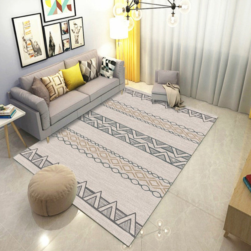 Lisslune | Americana Tribal Geometric Pattern Rug Black and Grey Polyester Rug Machine Washable Non-Slip Area Rug for Bedroom