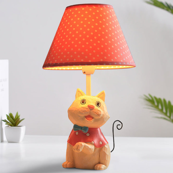 Lisslune | Pawsome – Cute cone-shaped table lamp