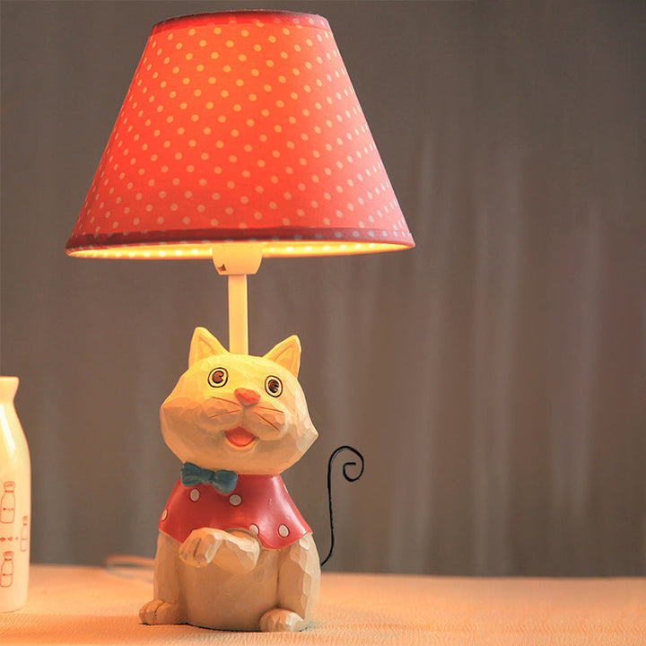 Lisslune | Pawsome – Cute cone-shaped table lamp