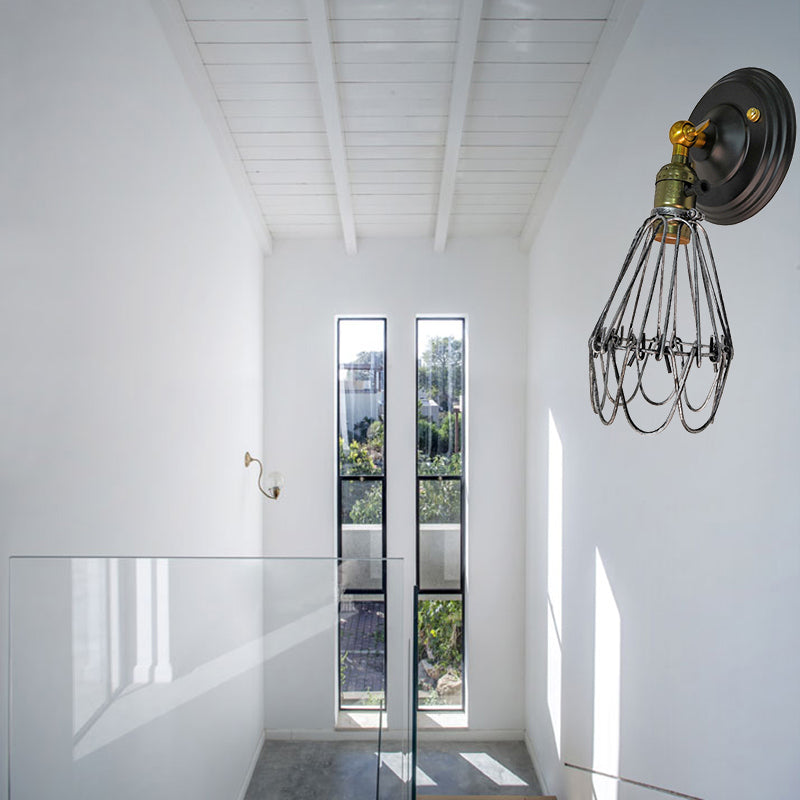 Skørter | Cast iron wire protection wall lighting farmhouse style 1 bulb restaurant swivel sconce lamp in black/bronze