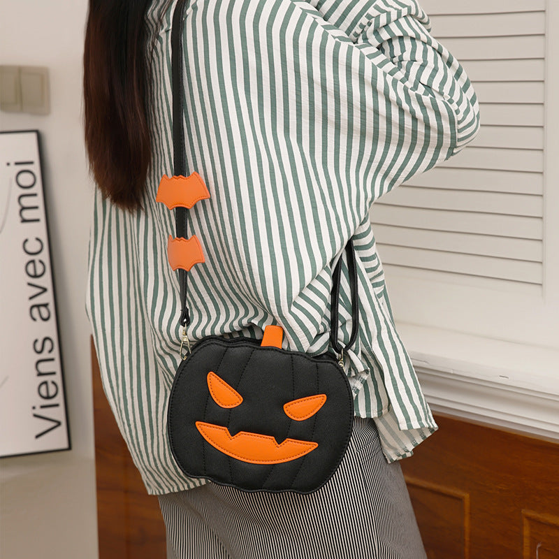 Lisslune | Halloween Messenger Bag – Minimalistic Shoulder Bag in Solid Colors