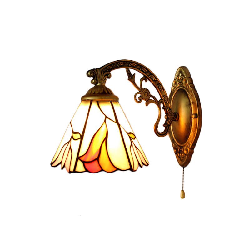 Lisslune | Flower Wall Mount Light Lodge Tiffany 1 Light Wall Lighting in Antique Brass for Bedroom