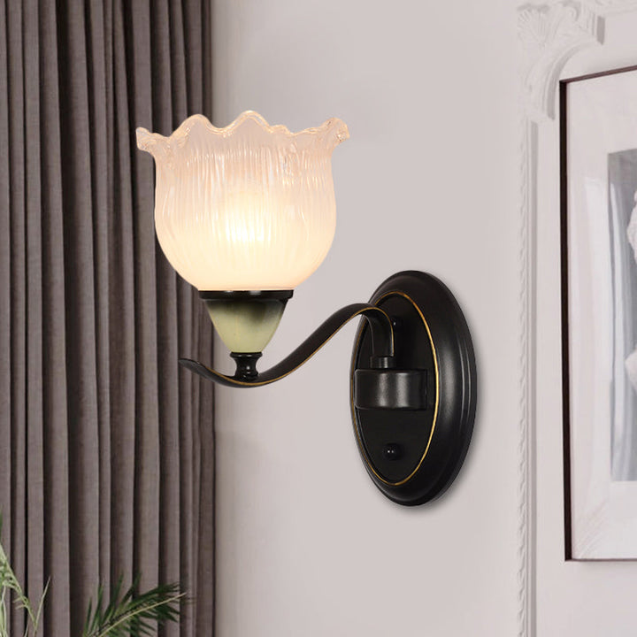 Skørter | Vintage Blossom Wall lamp 1/2-bulb Opal ribbed glass wall lighting idea in black for living room