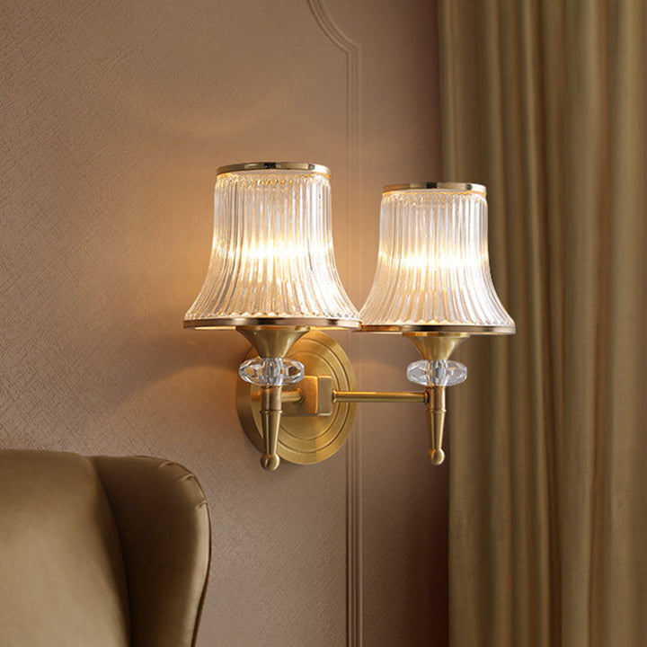 Skørter | Conic Clear Ribbed Glass Wall Lamp Classic 1/2-Ball Living Room Wall Light in Brass with Crystal Accent