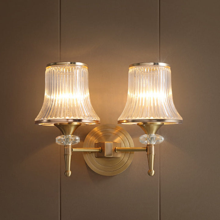Skørter | Conic Clear Ribbed Glass Wall Lamp Classic 1/2-Ball Living Room Wall Light in Brass with Crystal Accent