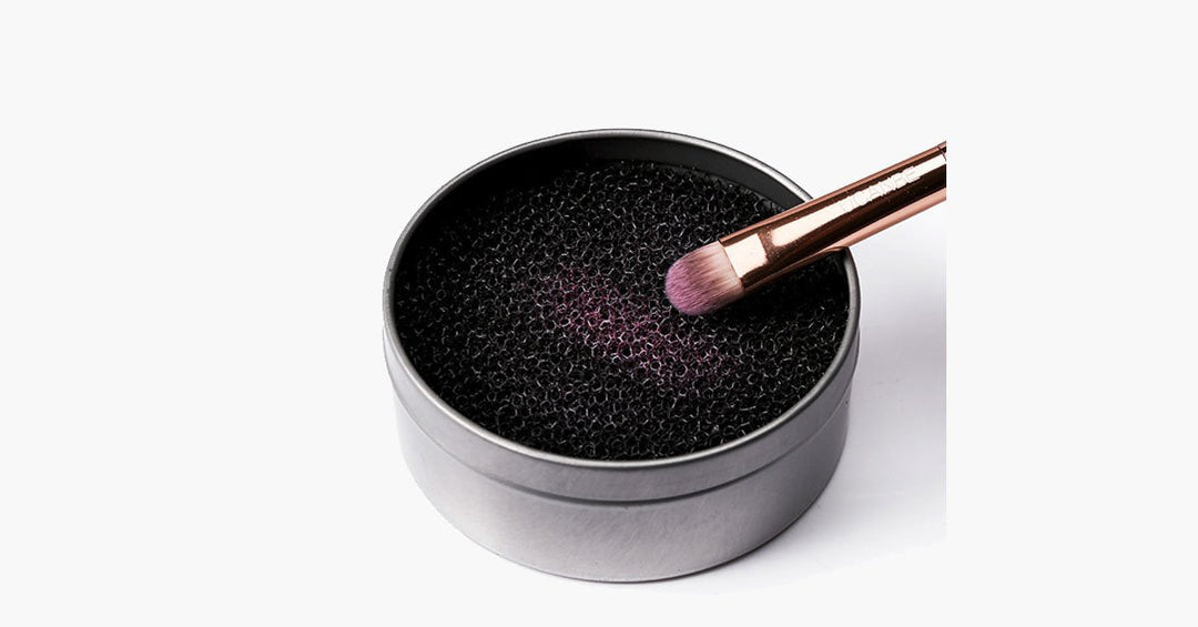 Lisslune | Instant Brush Cleaner Scrub