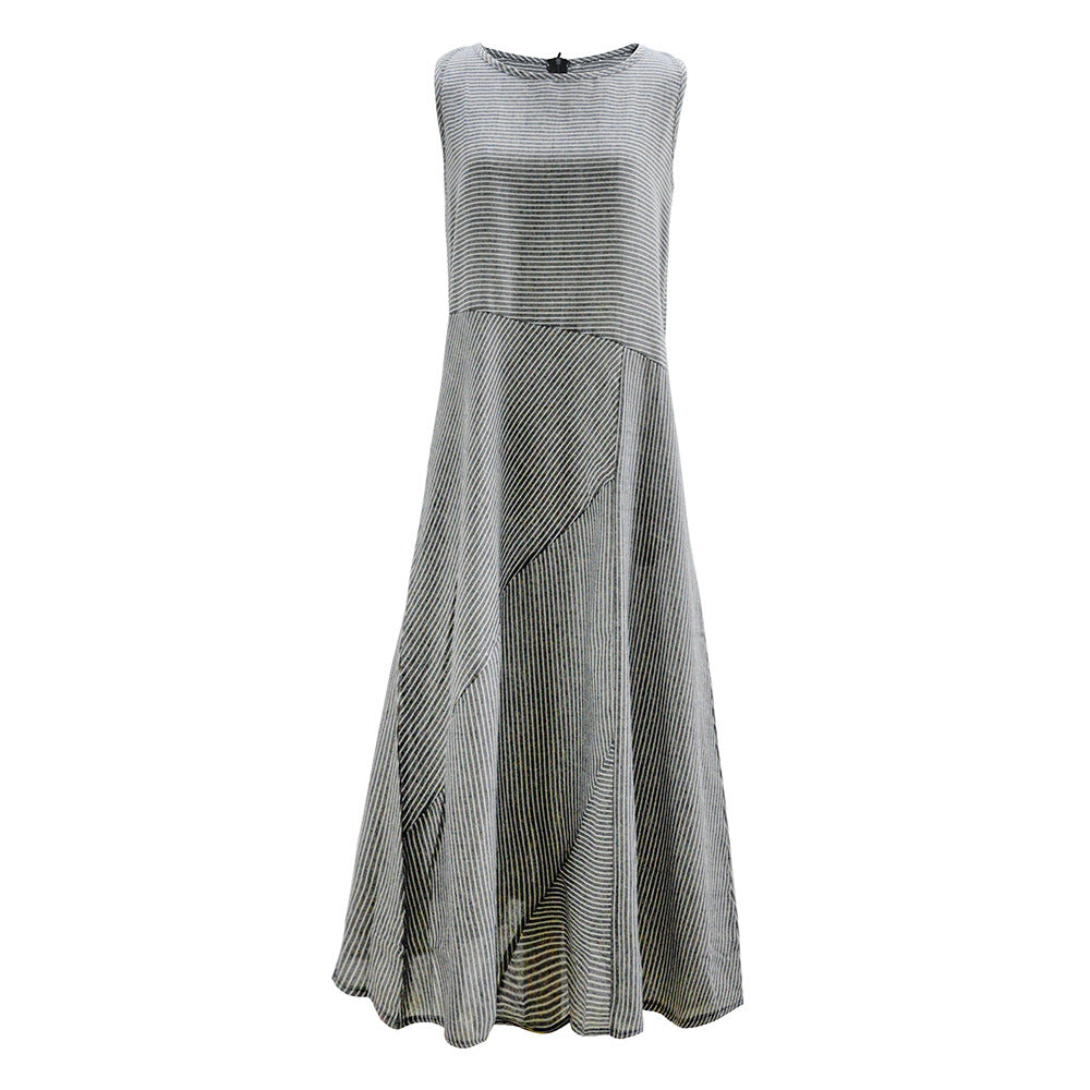 Women’s maxi dress with waist emphasis and diagonal stripe pattern Lisslune