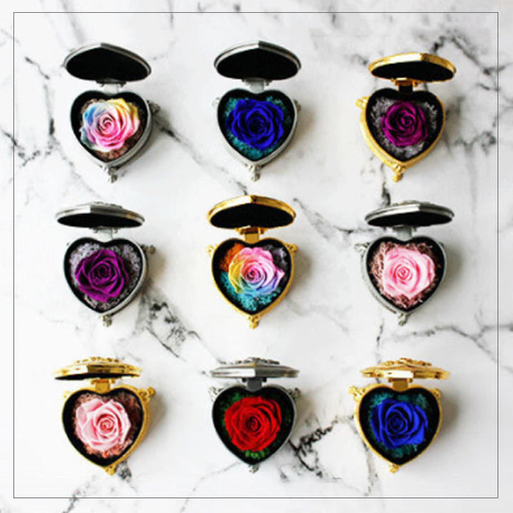 Lisslune | Immortal Roses Gift Box