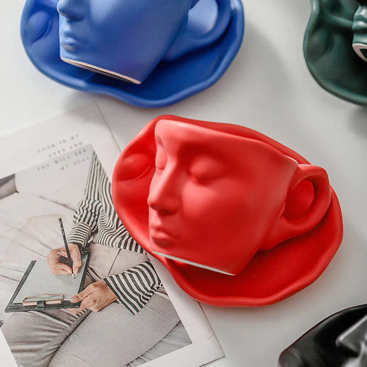 Lisslune | Kyssnades Face ceramic coffee mug
