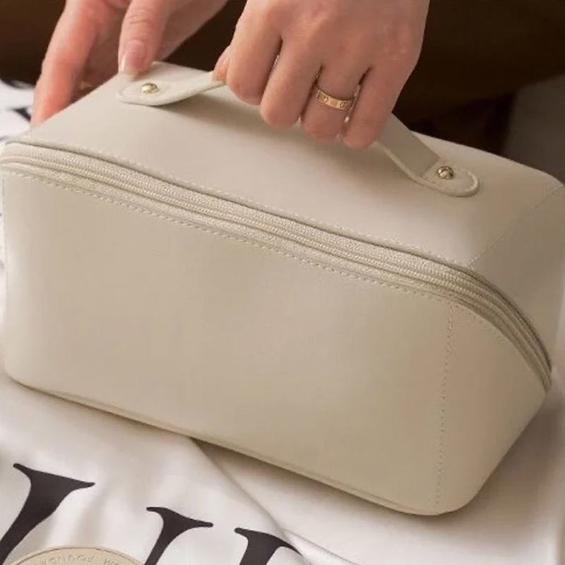 Lisslune | PU Portable Travel Cosmetics Storage Bag