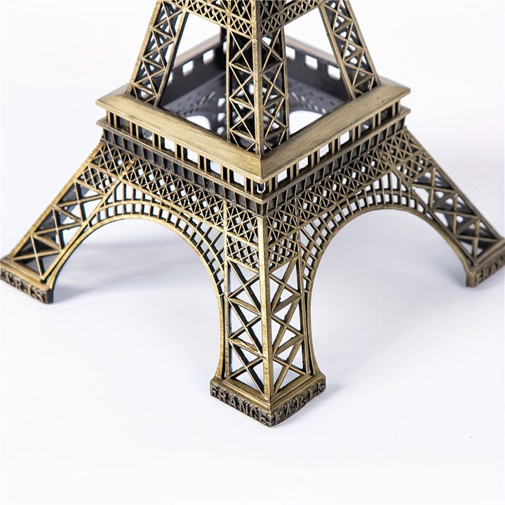 Lisslune | Eiffel Tower Metal Sculpture