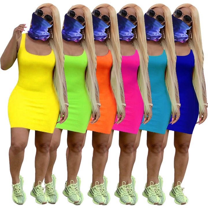 Women's form-fitting mini dress in ribbed knit design with wide straps