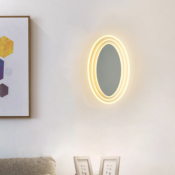 Lisslune | Black/White Round Rotatable Wall Mount Lighting Modernist LED Acrylic Wall Light Fixture in Warm/White Light