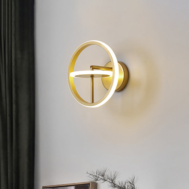Lisslune | Metallic Circle Wall Light Fixture Modernist LED Wall Lamp with Adjustable Arm in Gold, Warm/White Light