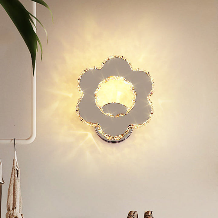 Lisslune | Hand-cut Crystal Flower/Star Wall Light Modernism LED Wall-mounted Lighting in Chrome, Warm/White Light