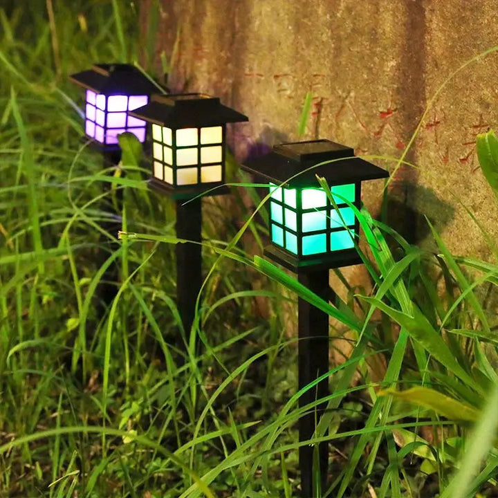 Lisslune | Solar Garden Lights in Lantern Style – Waterproof LED Path Lighting for Outdoor Areas