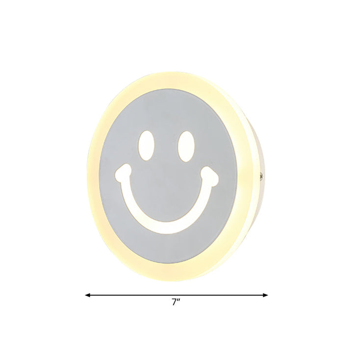 Skørter | Modern Slim Wall Lamp Light Metal Acrylic White Finish Wall Lamp for Children's and Adult's Bedroom