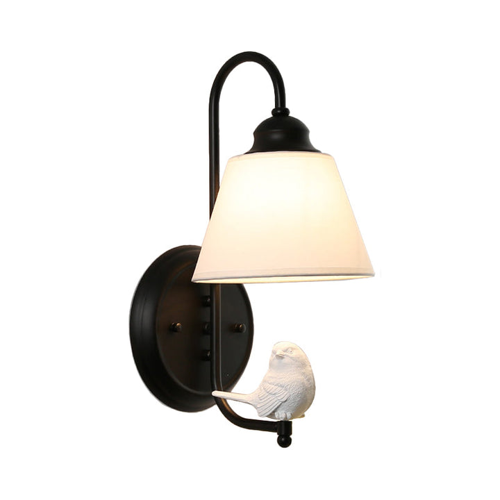 Skørter | Tapered Shade Wall Lamp with Pigeon Deco 1 Main Material Modern Style Wall Lamp