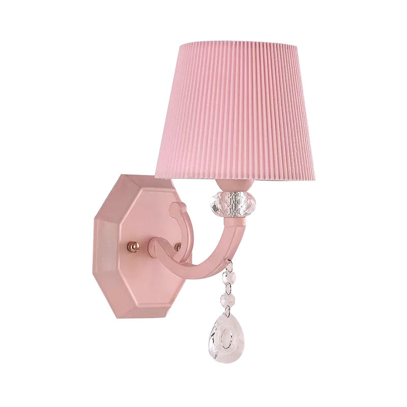 Skørter | Fabric pleated cone light with clear crystal for the girl's room children's wall lamp in pink version