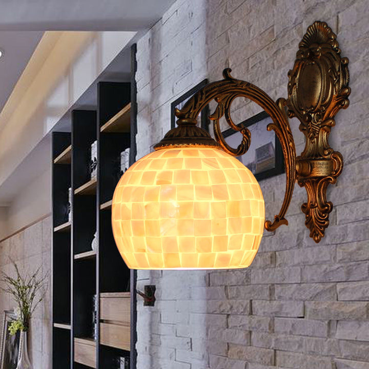 Lisslune | 1 Light Wall Light with Beige/White-Grey/Yellow-Blue Shade Tiffany Mosaic Shell Wall Light made of Brass for the Bedroom